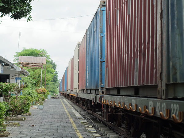 movimentazione-argilla-sabbia-settore-ceramica movimentazione-argilla-sabbia-settore-ceramica